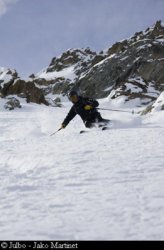 Ski laufende Bergschlucht La Grave